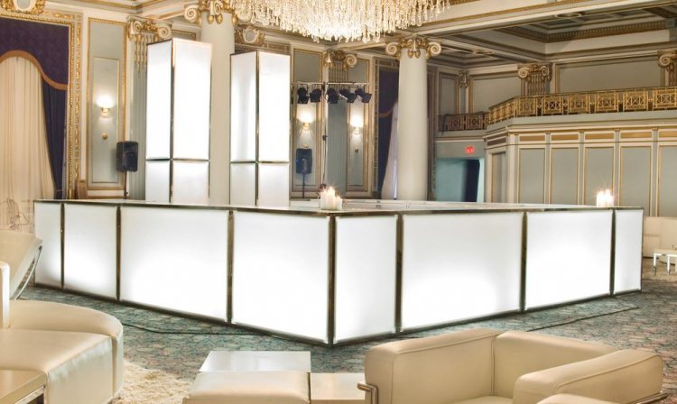 Bar - 4ft Straight - White Front/Sides, Gold Frame