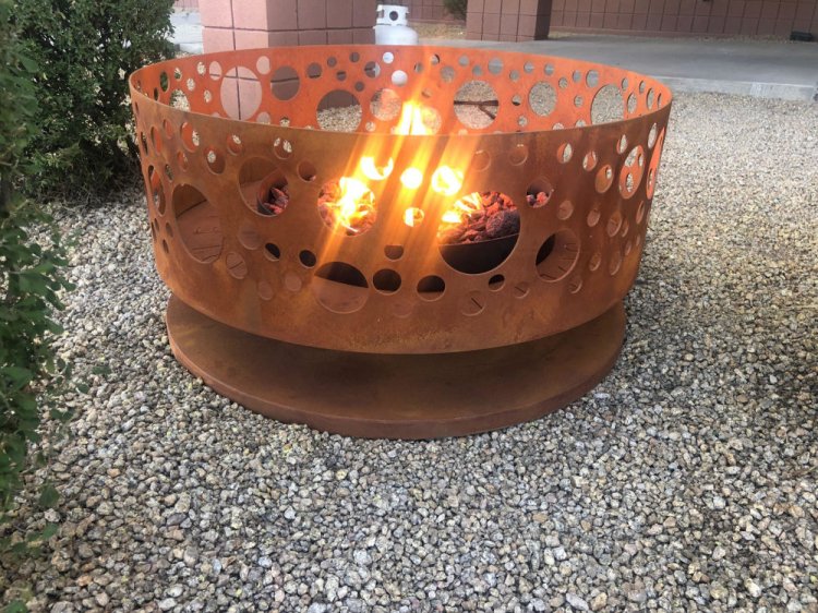 Solfire Fire Pit - Rust Finish